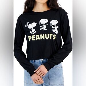 Love Tribe Juniors' Peanuts Snoopy Long-Sleeve Graphic T-Shirt